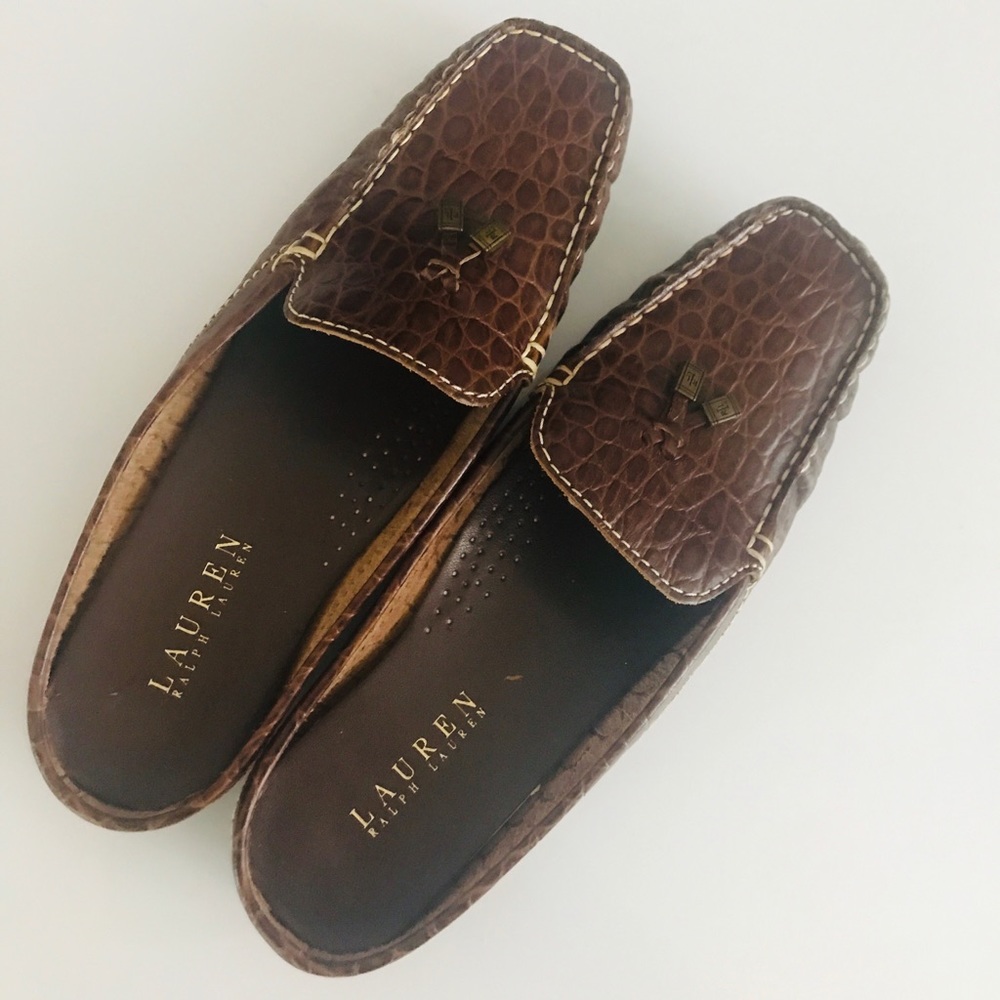 Ralph Lauren Womens Slip On Loafers  Size 9